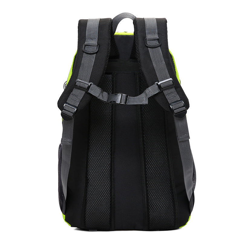 Outdoor climbing bag