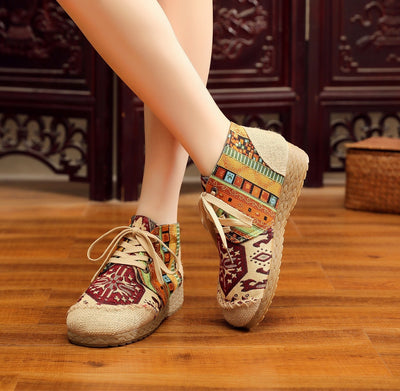 Comfortable Round Head Batik Patchwork Handmade Martin Shoes